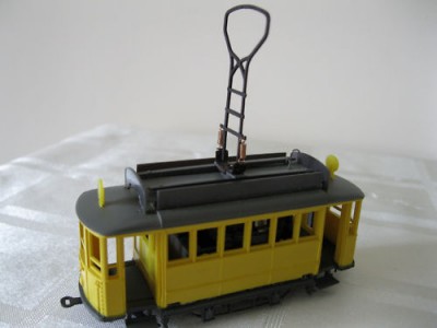 RiRo_Tramway_gelb_Lyrabügel.jpg