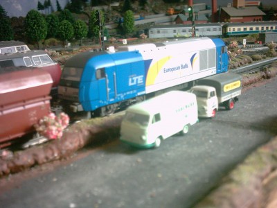 Br185-Express 003.jpg
