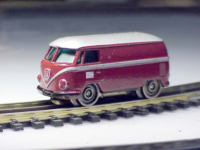 Brava Trix-Express VW Bus 45211.JPG