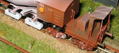 TE_Torpedopfannenwagen_ex_Backnang_Test51_Bild_1067_extra_Drehgestelle_rechts.jpg